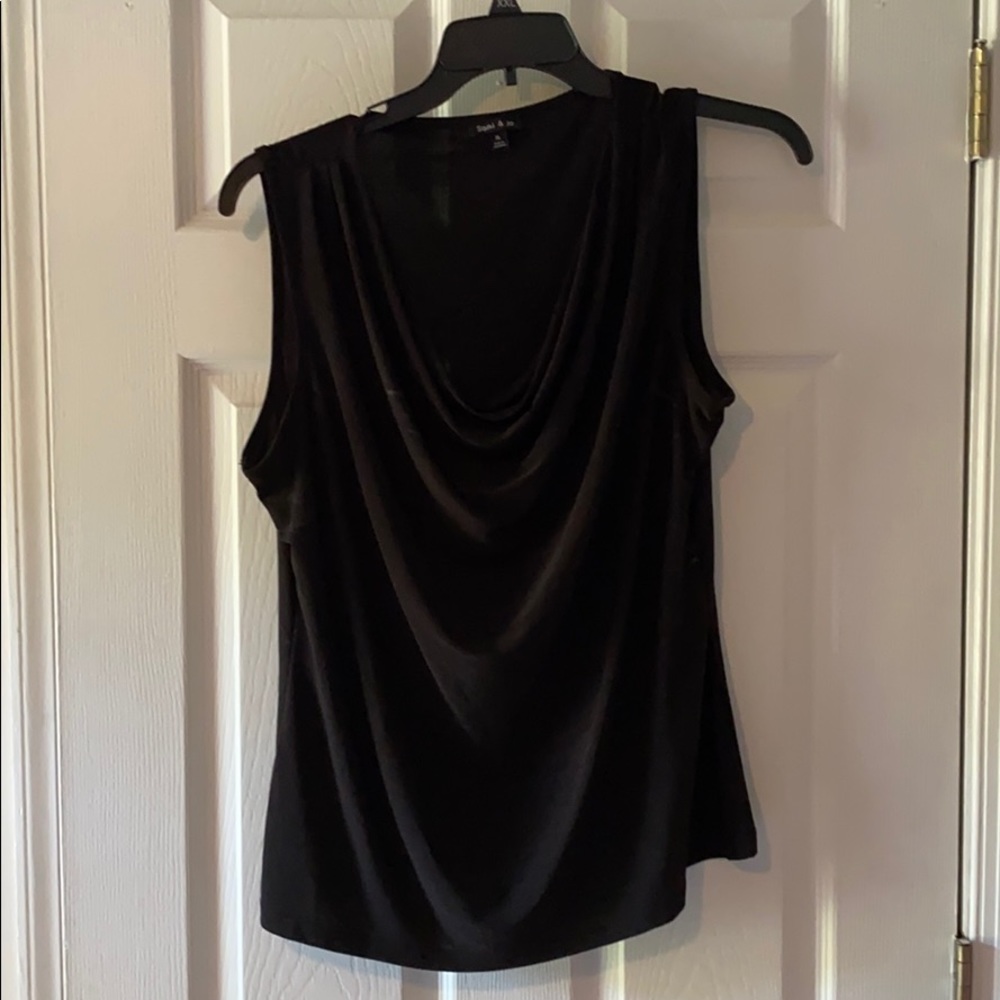 ☀️SALE 3/25☀️ Women’s Black Dress Tank